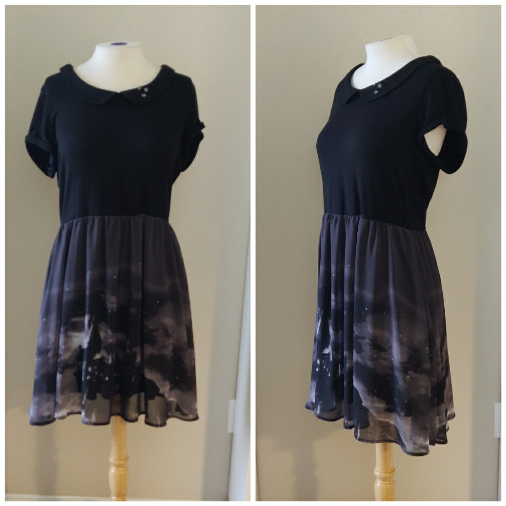 HT | Black Hogwarts Castle Peter Pan Collar Dress
